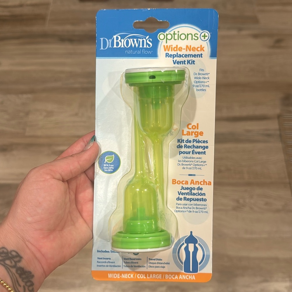 Dr. Brown’s wide neck bottle vent replacement. 2 per pack, 2 available. New.